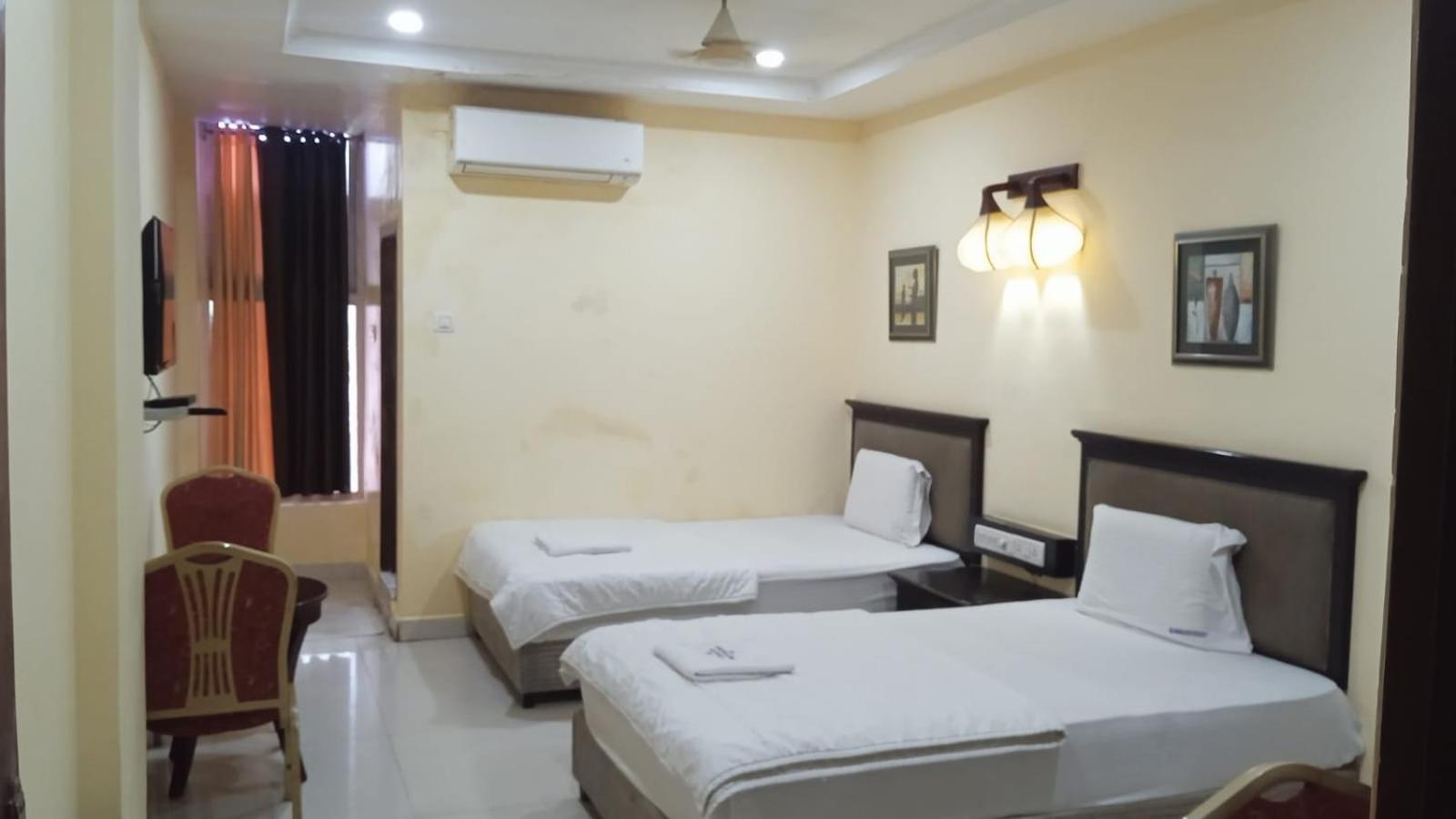 Sriannamalaiyar Residency Vellore Exterior foto