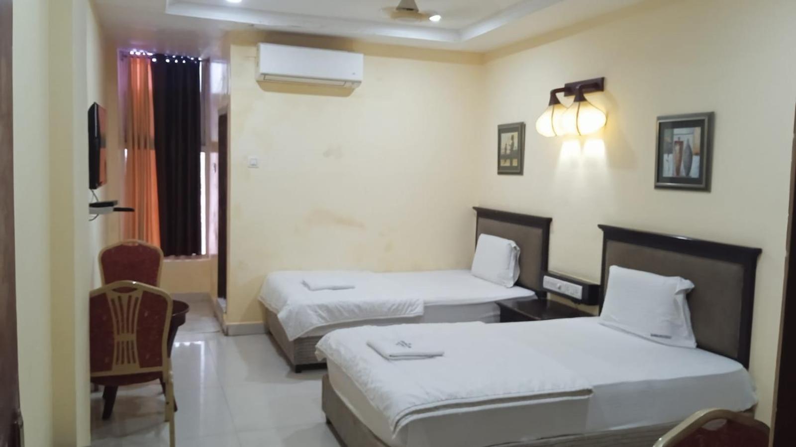 Sriannamalaiyar Residency Vellore Exterior foto
